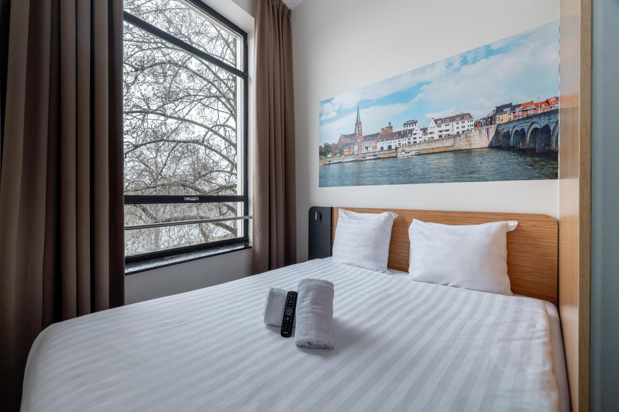 Easyhotel Centre Hotel